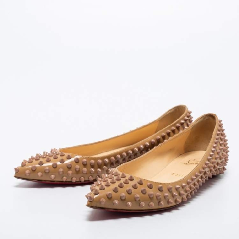 Christian Louboutin Pigalle Spikes Flat Nude Sz 7